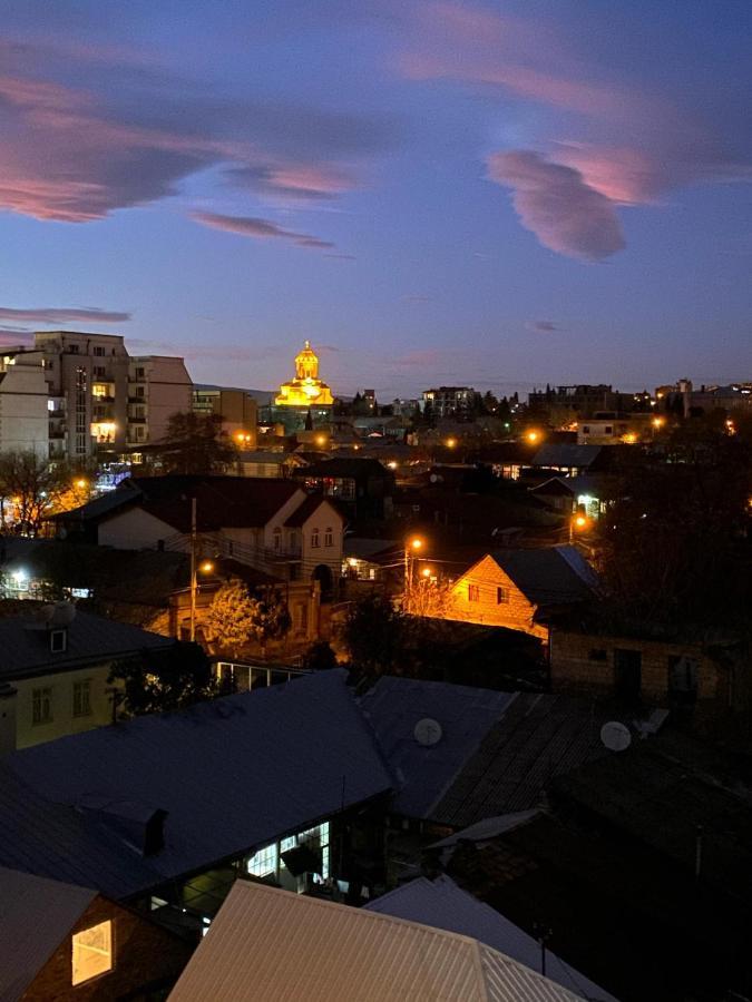 Apartment Sixteen Tiflis Exterior foto