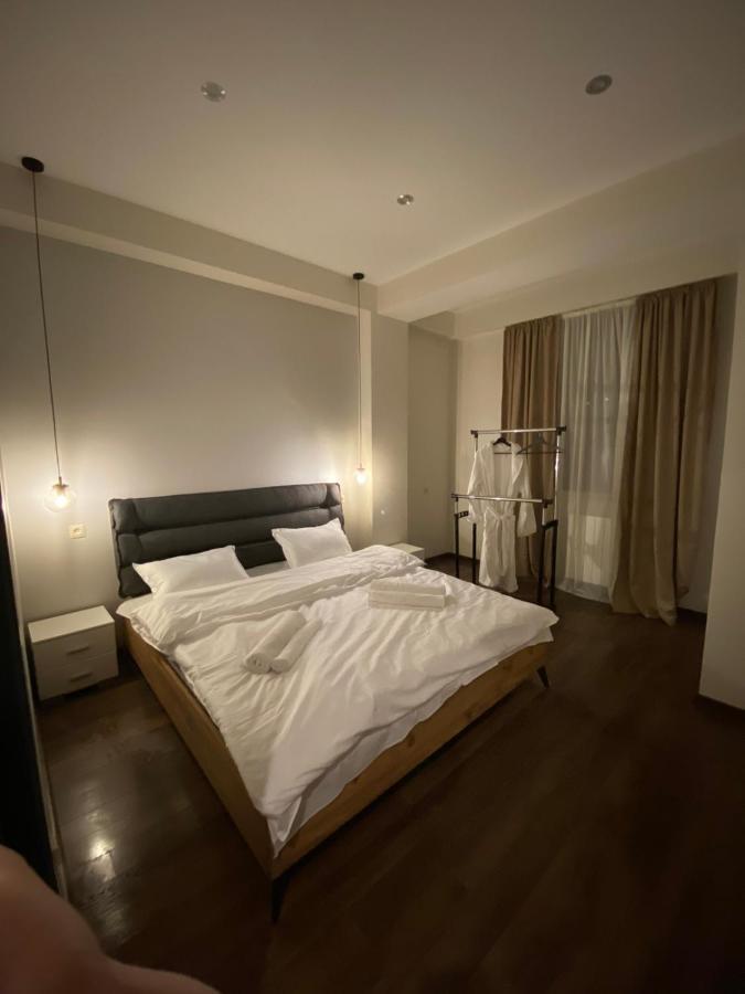Apartment Sixteen Tiflis Exterior foto
