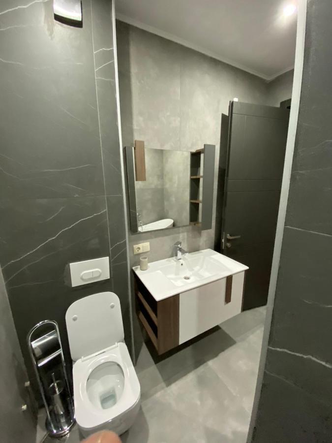 Apartment Sixteen Tiflis Exterior foto