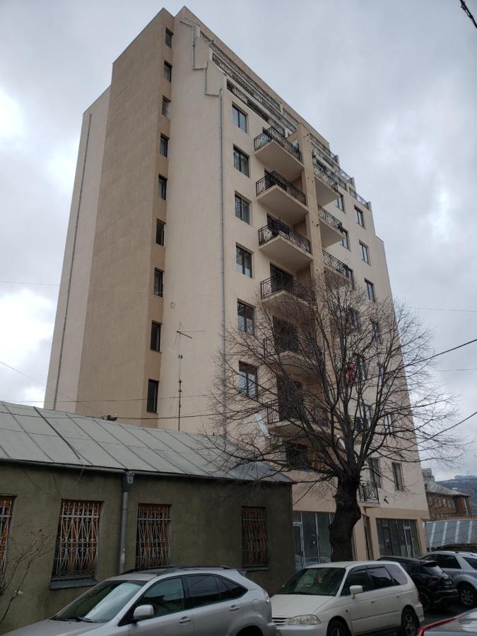 Apartment Sixteen Tiflis Exterior foto